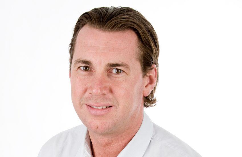 Tim Whitworth Net Worth