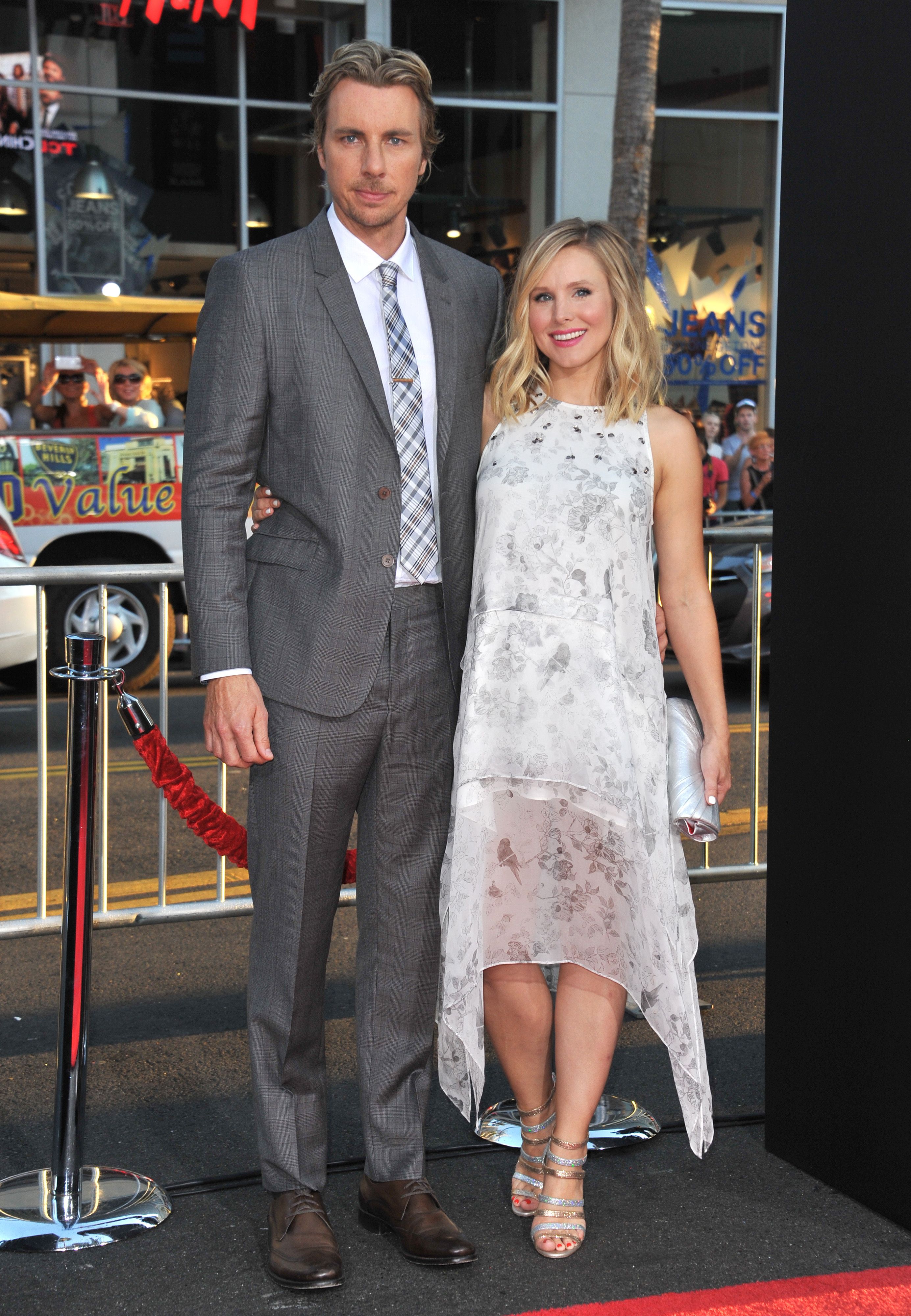 shutterstock_Kristen Bell & Dax Shepard