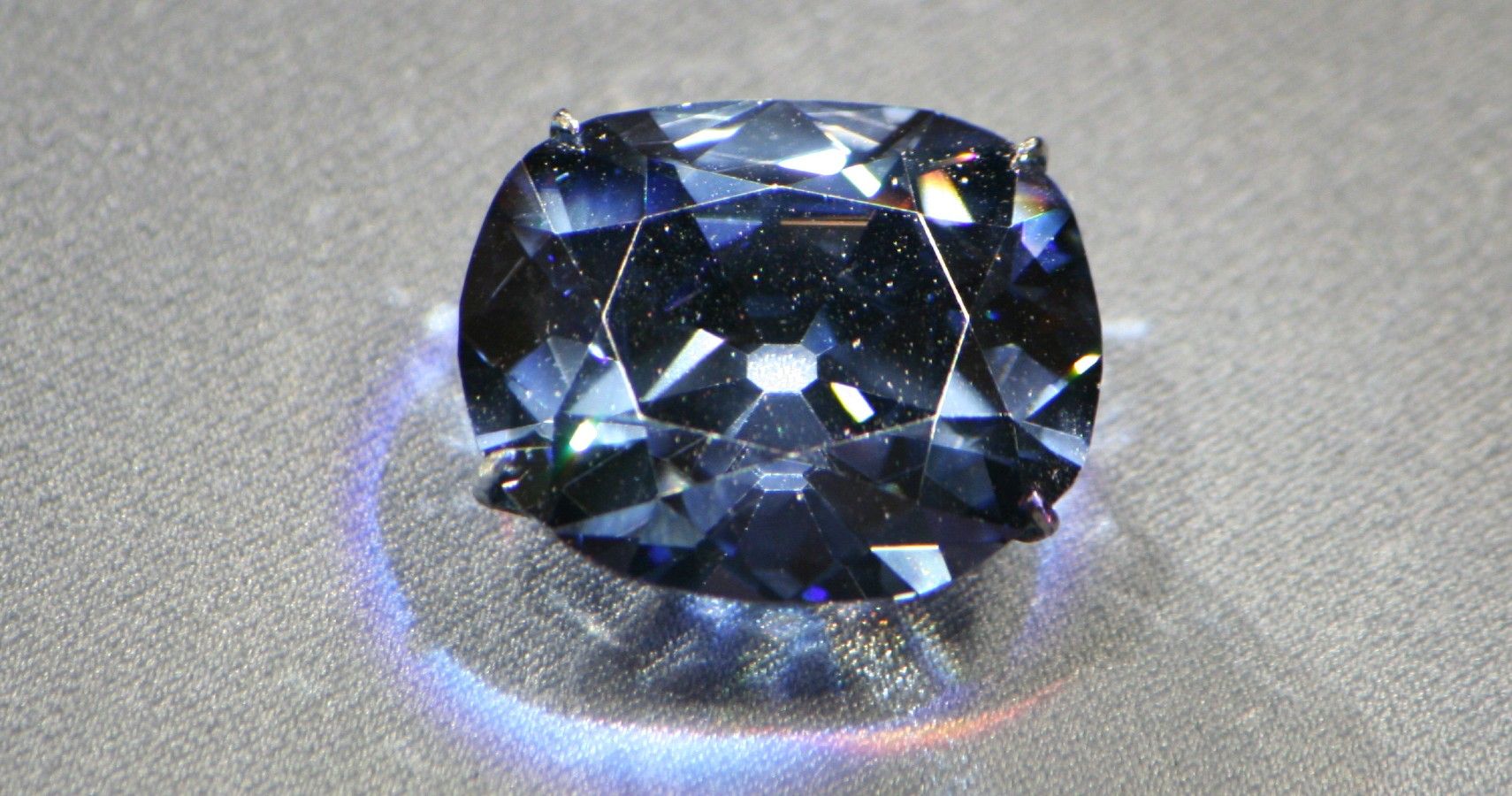 Blue Diamond Valued At $48 Million To Be Auctioned Off