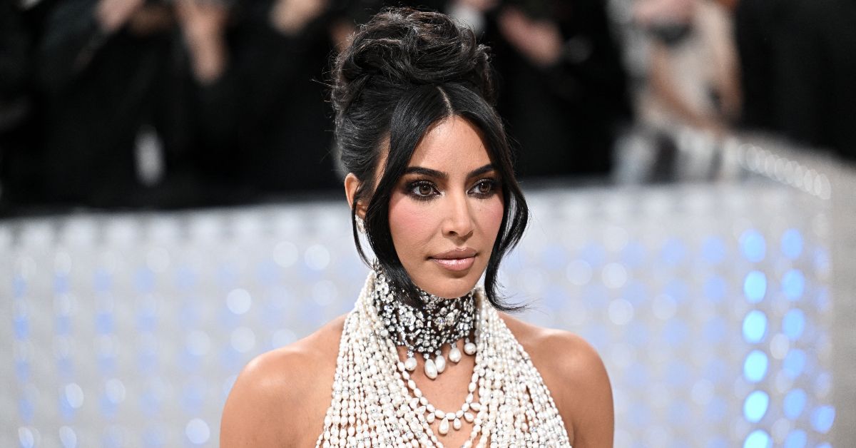 Kim Kardashian Wears 22-Carat Ring To Trial In Bold Display of Wealth