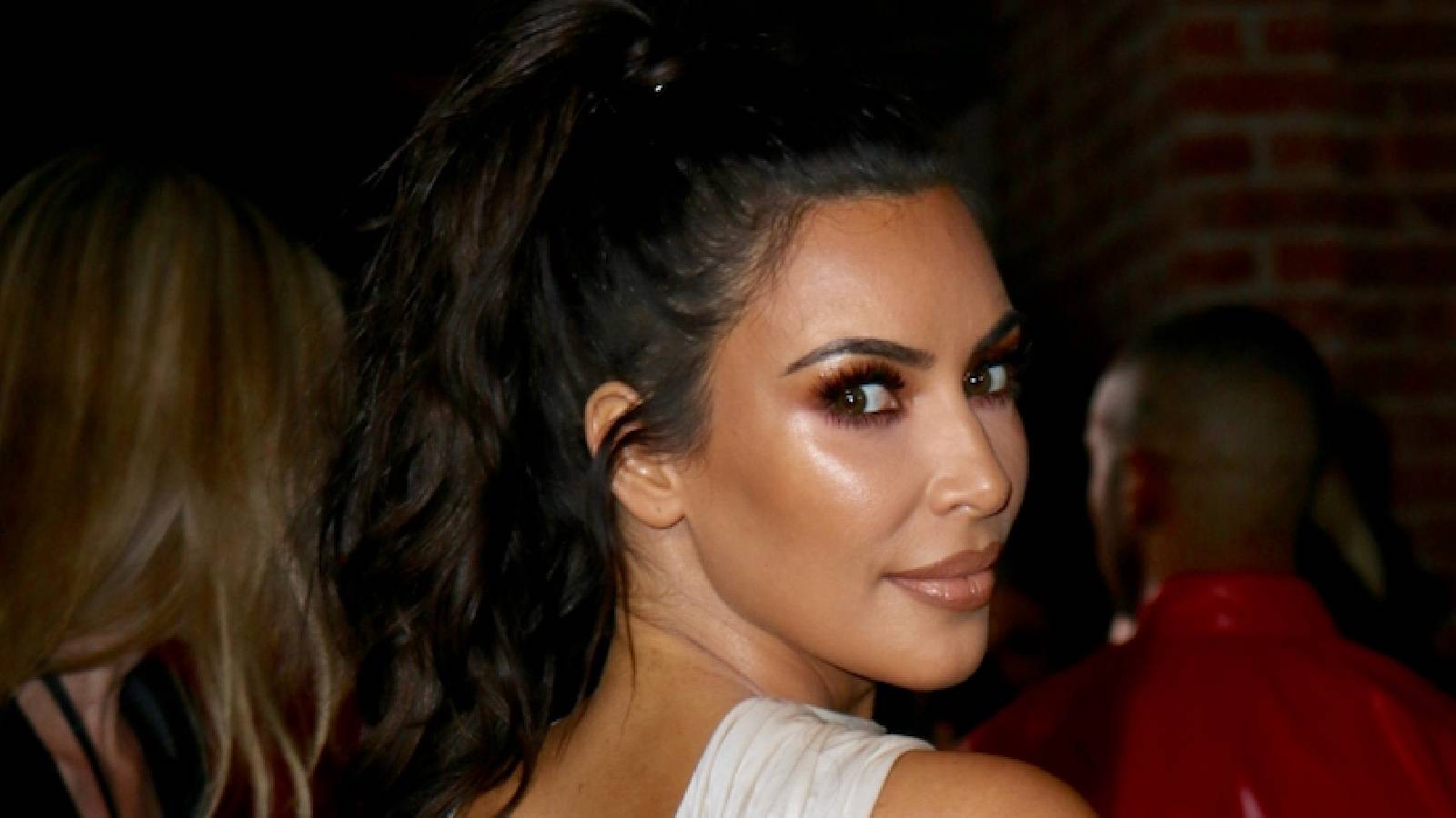 Ireland Baldwin Slams Kim Kardashian For Wearing $125K Elephant Birkin on 'All's Fair'