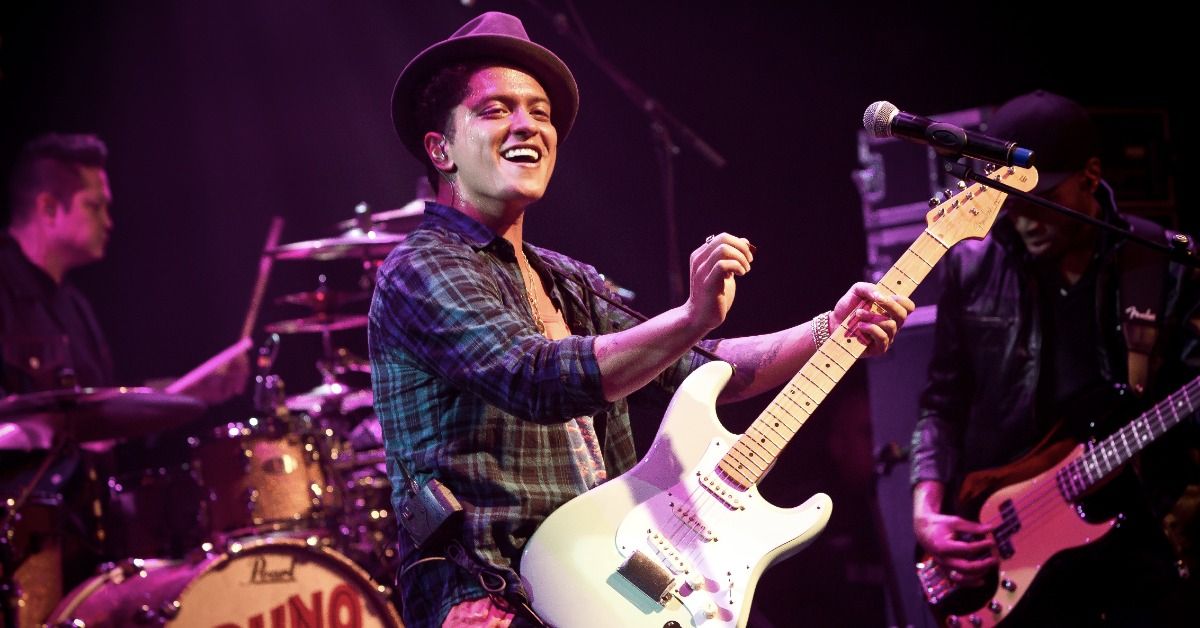 Is Bruno Mars Still In Debt? Here’s What We Know About His $60M Gambling Rumors