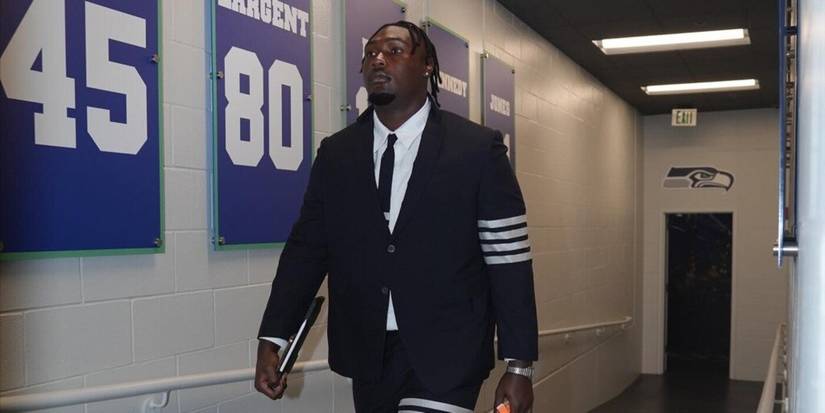 Charles Cross Ras Charles Cross Signs $104.4 Million Contract Extension With Seattle Seahawks