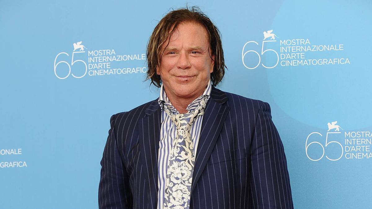 Mickey Rourke Offered $1,000 For ‘Scarface’ Cameo Amid Financial Struggles