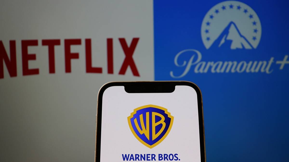 Netflix Pulls Out Of Warner Bros Bid As Paramount Closes In