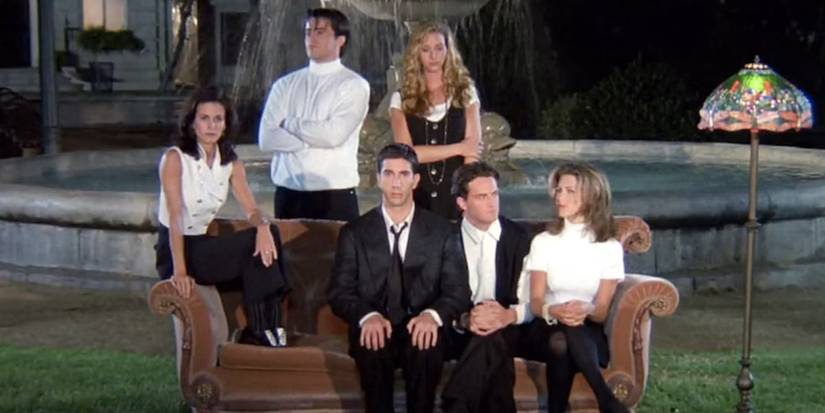 Lisa Kudrow Reveals How Much The Friends Cast Still Earns In Residuals ...