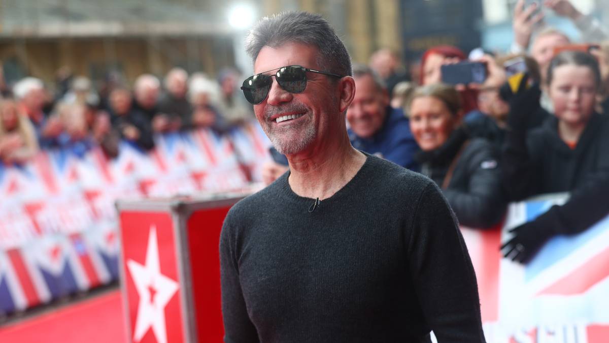Simon Cowell Sued By Former Adviser Over $100M Napkin Deal